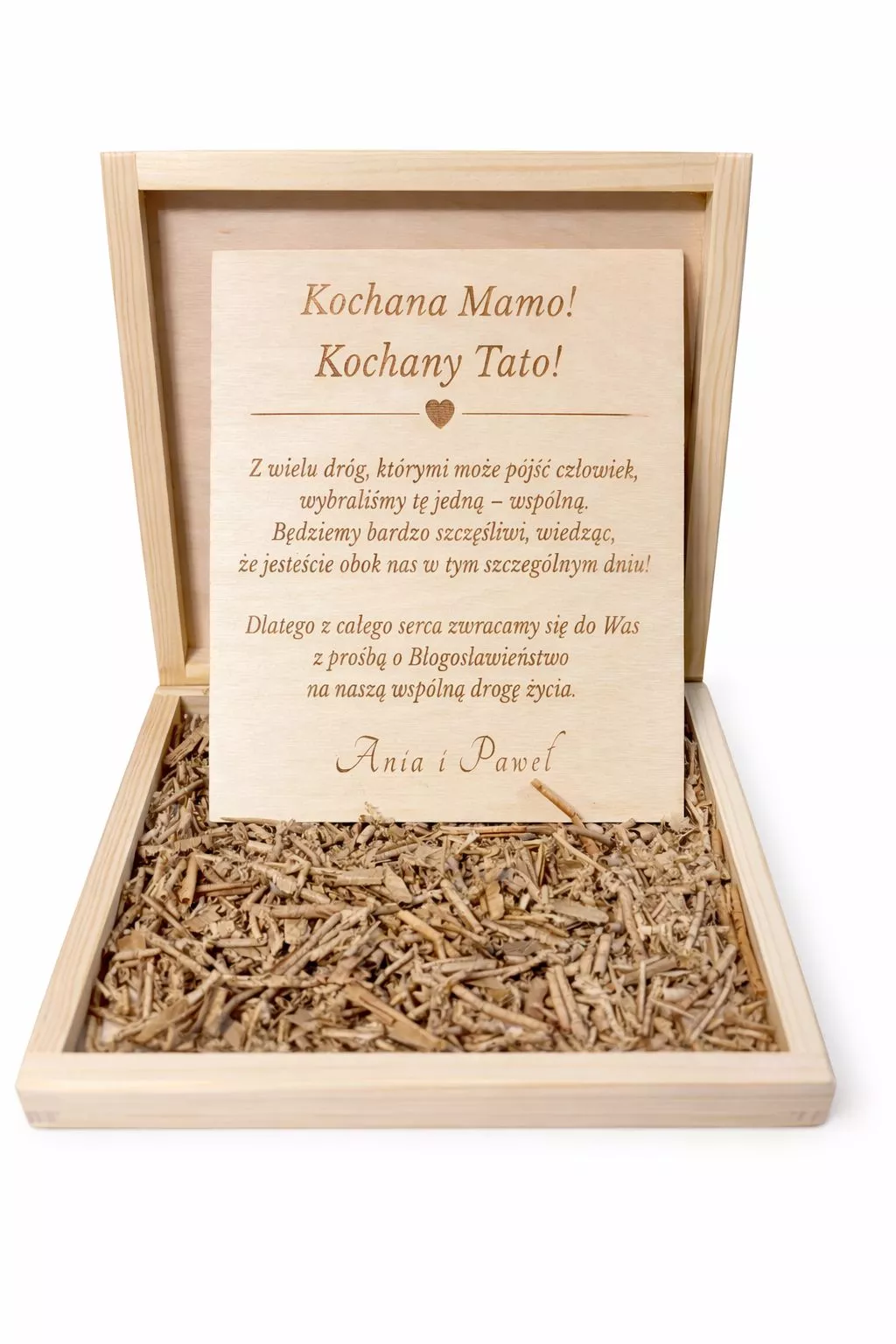 Pudełko grawerowane z prośbą o błogosławieństwo
