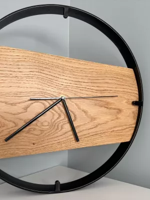 Drewniany zegar ścienny w metalowej ramie Driftwood