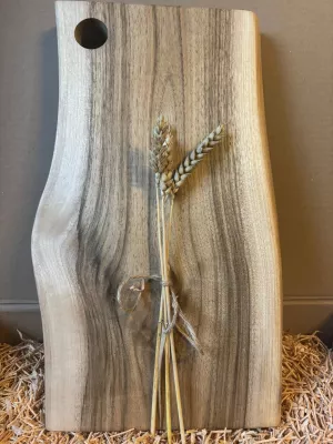 Deska do krojenia z orzecha włoskiego - monolit Driftwood nr 13