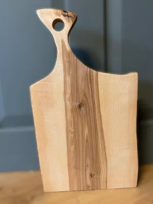Deska do krojenia lub serwowania z jesionu Driftwood