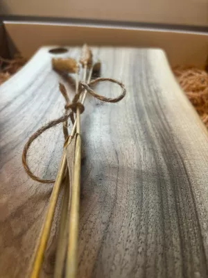 Deska do krojenia z orzecha włoskiego - monolit Driftwood nr 13