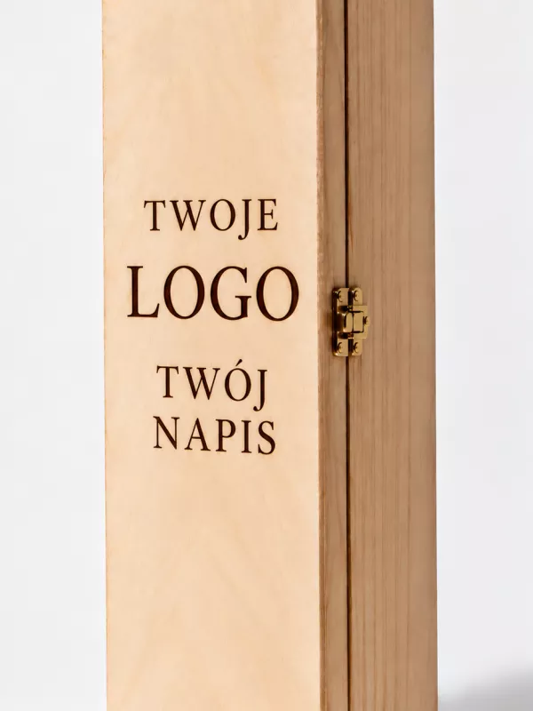 Produkt Pudełko na alkohol eleganckie z logo firmy , twoim napisem , twój pomysł ,twój projekt,   premium Zdjęcie